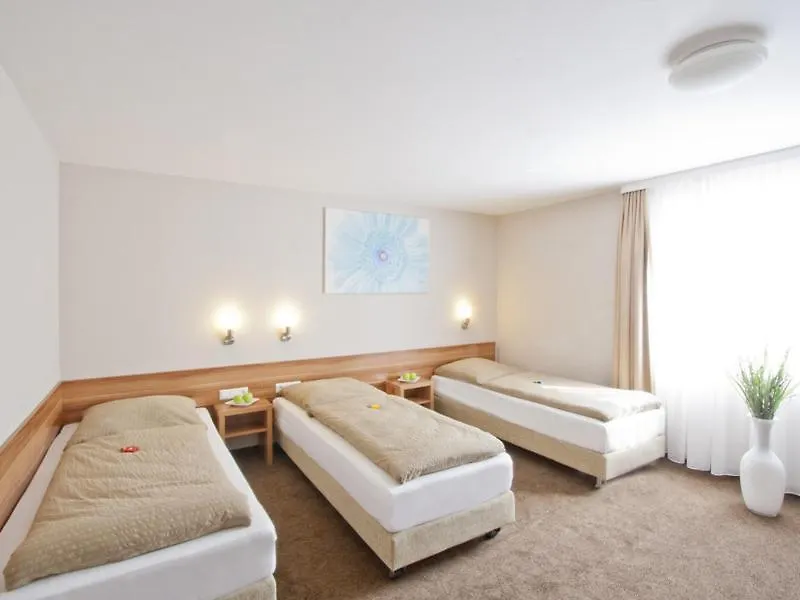 Hotel Sielminger Hof Filderstadt 2*,  Germany