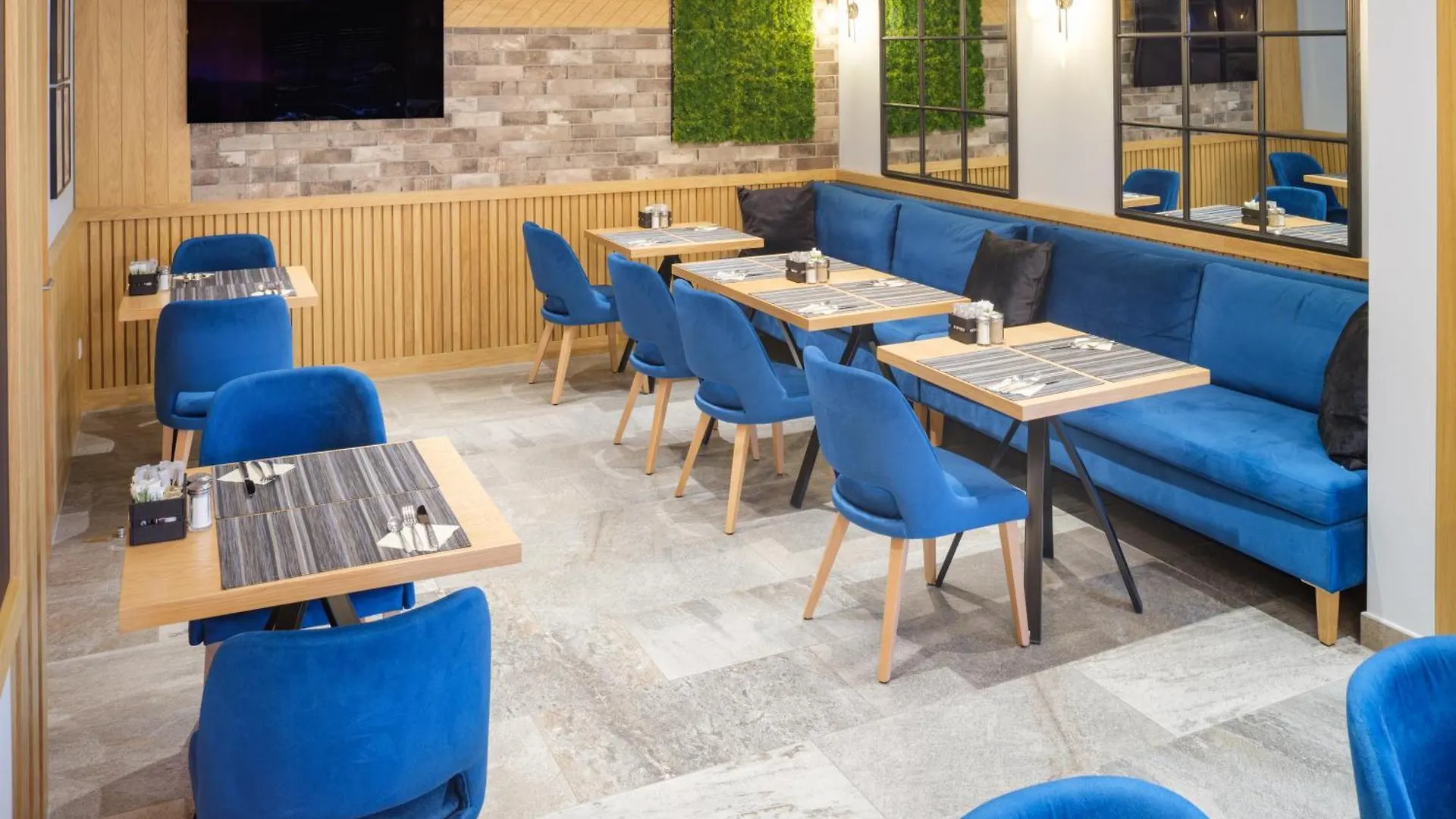 Hotel Sielminger Hof Filderstadt 2*,
